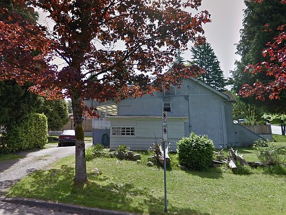 2nd image of 4910 Willingdon Ave