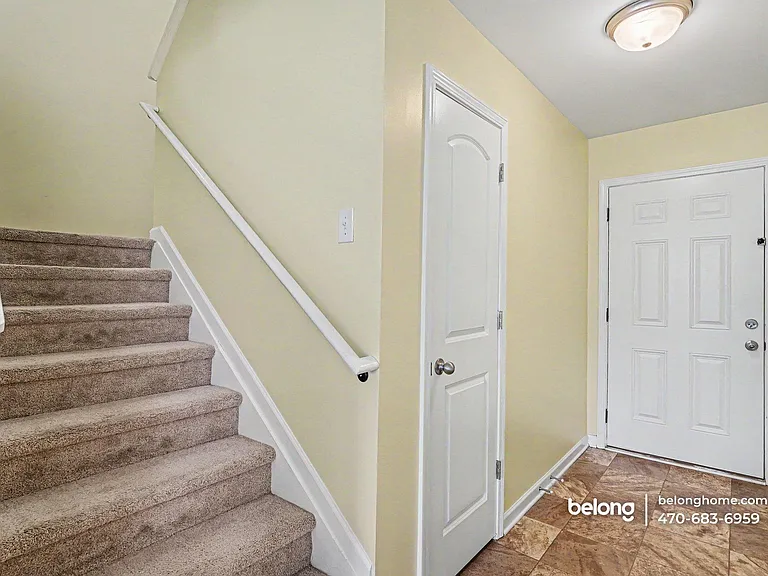 1562 Onalee Dr — Photo 4