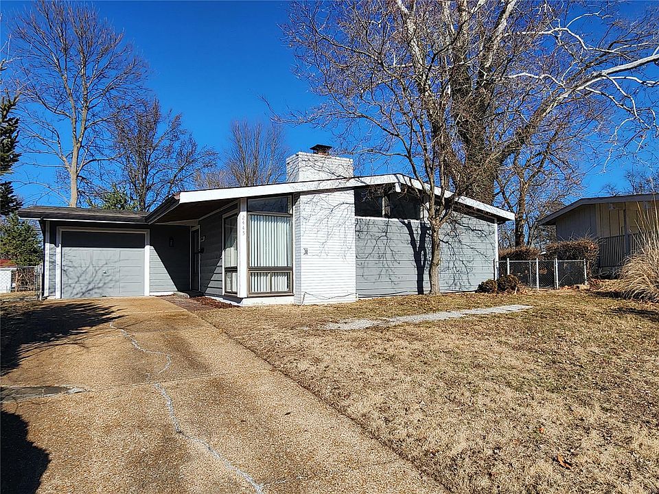 1st image of 2445 Cherry Ln