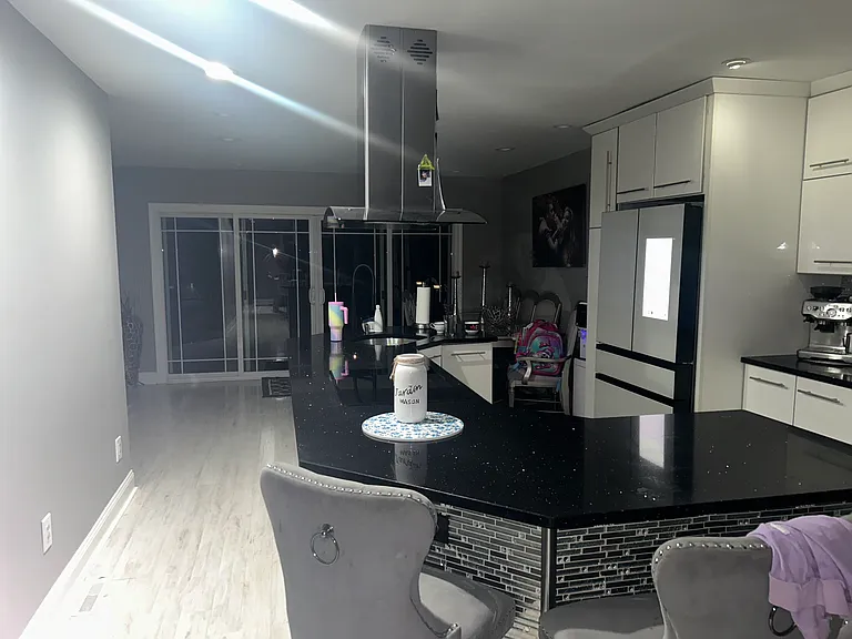 913 S Chase Dr — Photo 3