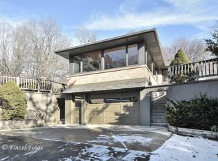 18N525 Woodcrest Ln, Dundee, IL 60118