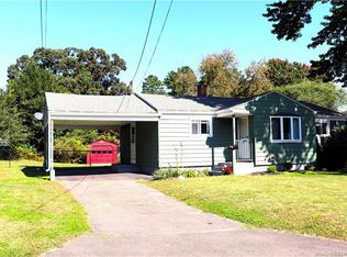 28 Concord Ter, Enfield, CT 06082