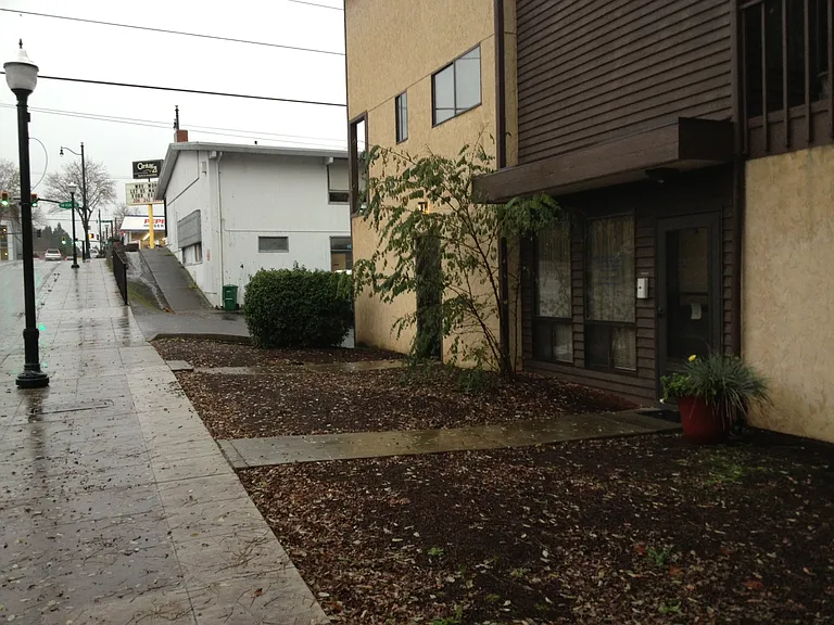15314 4th Ave SW #A — Photo 3