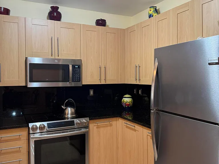 511 SE 5th Ave #2409 — Photo 14