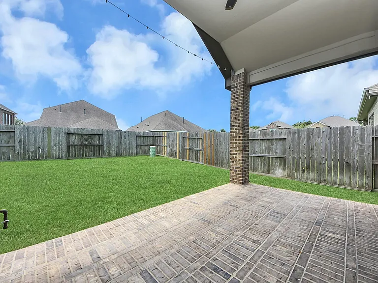 2547 Granberry Point — Photo 38