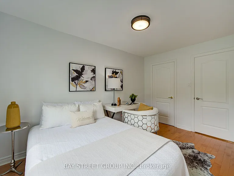 46 Romance Dr — Photo 26