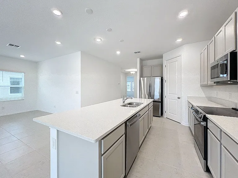 1430 Arbor Hill Dr — Photo 18
