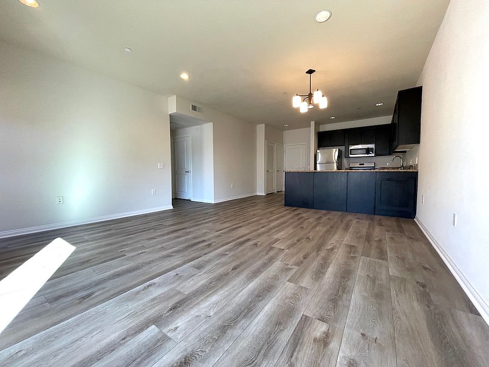 Kitchen and living room