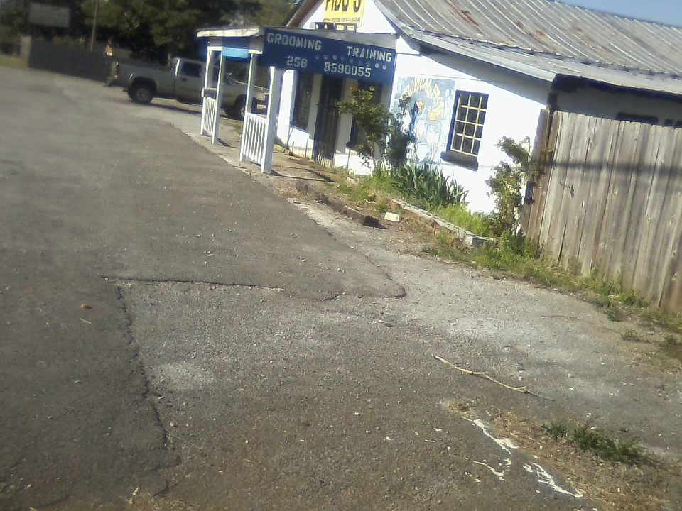 2nd image of 2399 Jordan Rd
