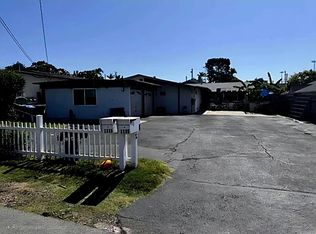 1133-1135 Gardena Rd, Encinitas, CA 92024