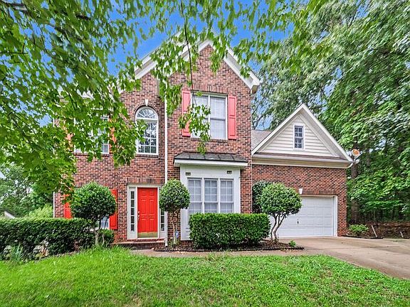 3rd image of 2549 Adonis Ct