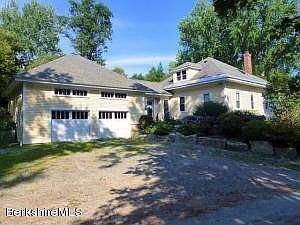 1020 Simonds Rd-Front