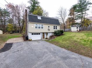 26 Long Hill Rd, Rowley, MA 01969