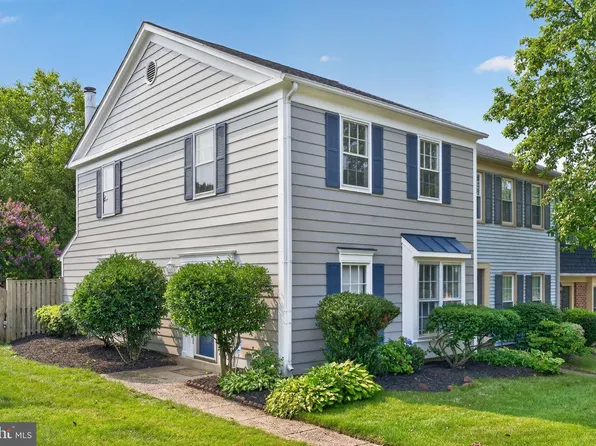7501 Blanford Ct, Alexandria, VA 22315