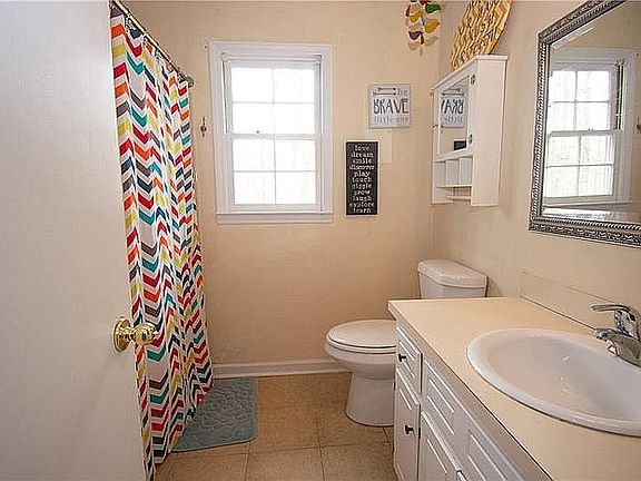 5th image of 2272 Remington Ct NE