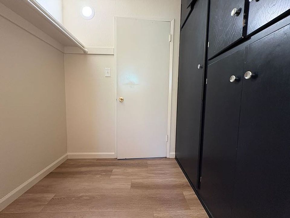 1st image of 223 S Pleasant Ave #5