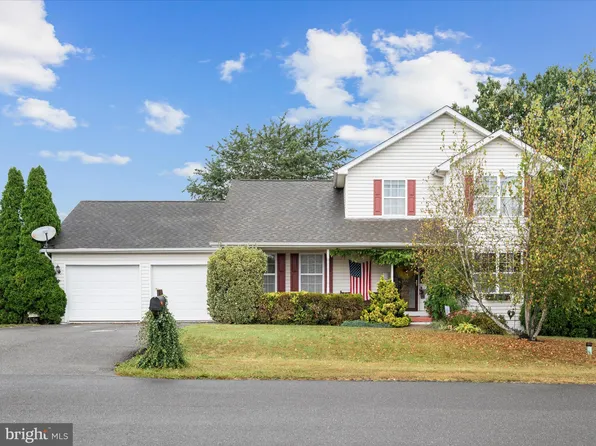 306 Ford Cir, Inwood, WV 25428
