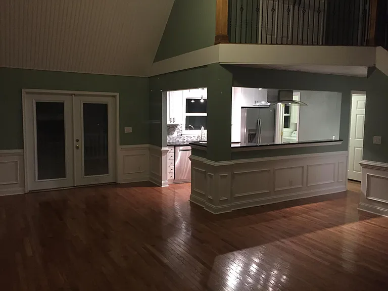1003 E Wright Rd — Photo 3