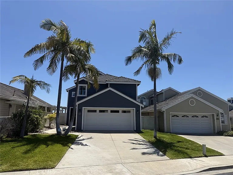 22 Byron Close — Photo 1