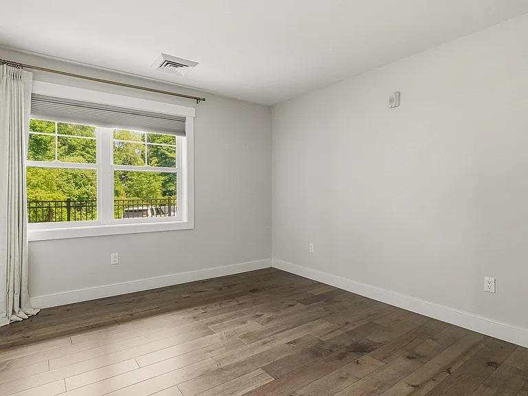 150 Route 1 Byp #101 — Photo 20