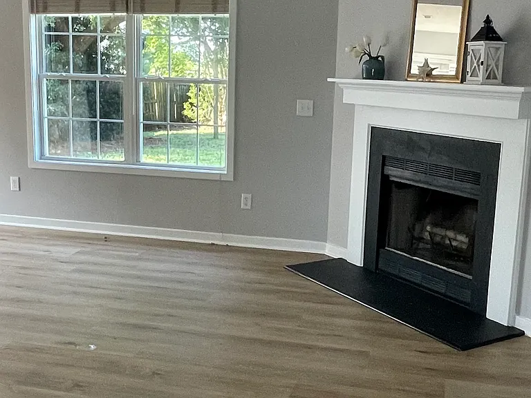 410 Mosswood Ct — Photo 3