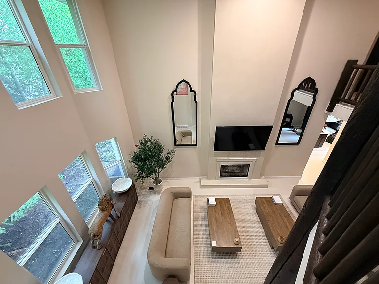 1544 E Fort Rd — Photo 16