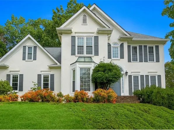 4715 Scotney Ct, Suwanee, GA 30024
