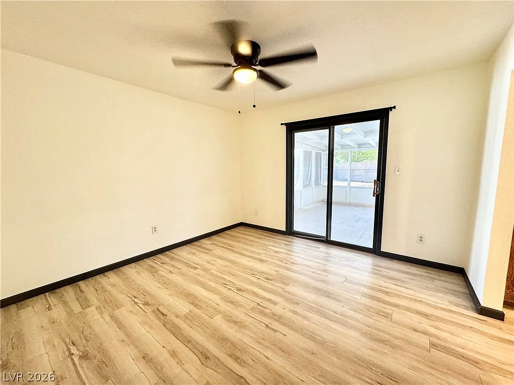 3 bed, 2.0 bath, 1611 sqft, $1,600 — Photo 4