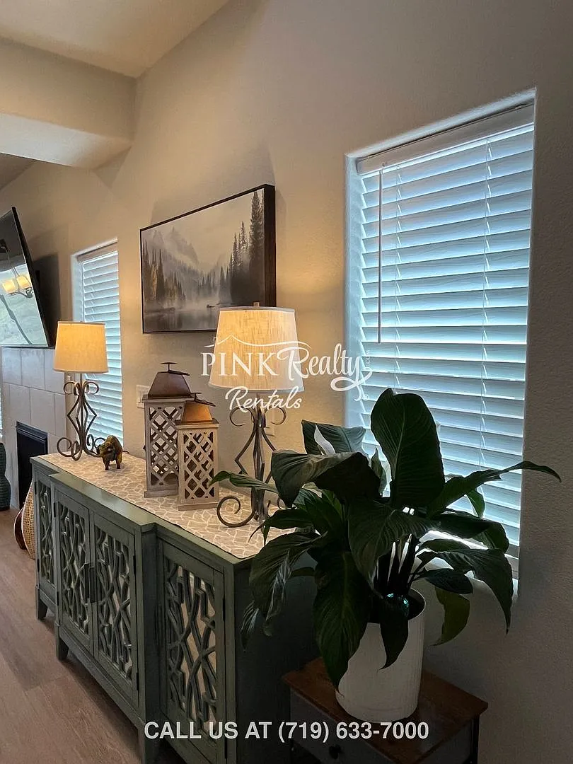 Gorgeous 3-Bedroom in Banning Lewis! — Photo 3
