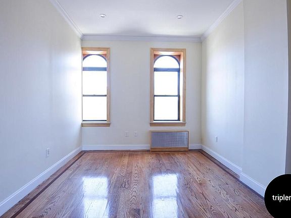 2nd image of 529 Humboldt St #2A