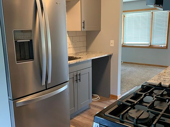 3rd image of 8004 Erie Ave