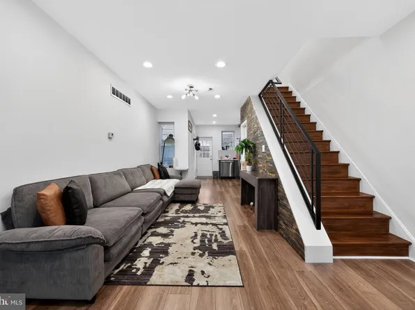 1827 Dudley St, Philadelphia, PA 19145