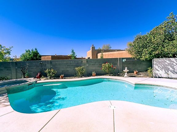 3rd image of 10511 Vecchio Dr NW