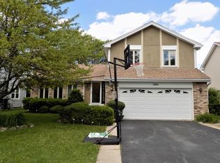 1204 W Nichols Rd, Arlington Heights, IL 60004