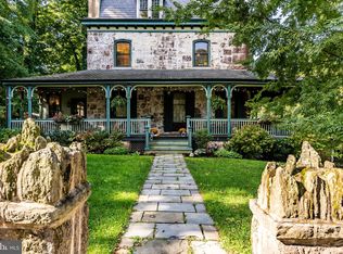 308 Maple Ave, Wyncote, PA 19095