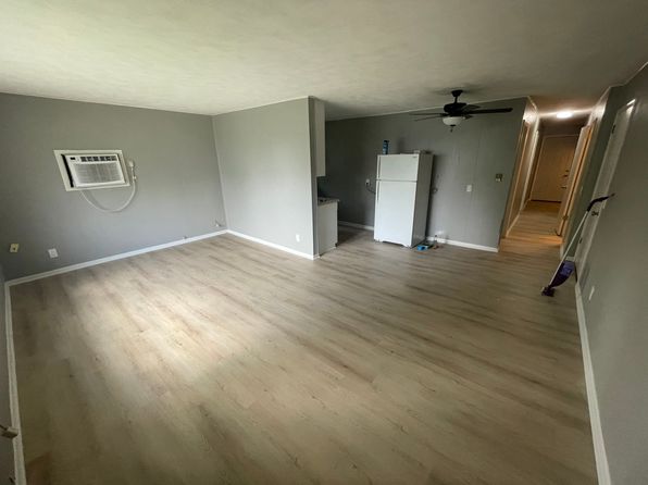 822 E Vine St #3
