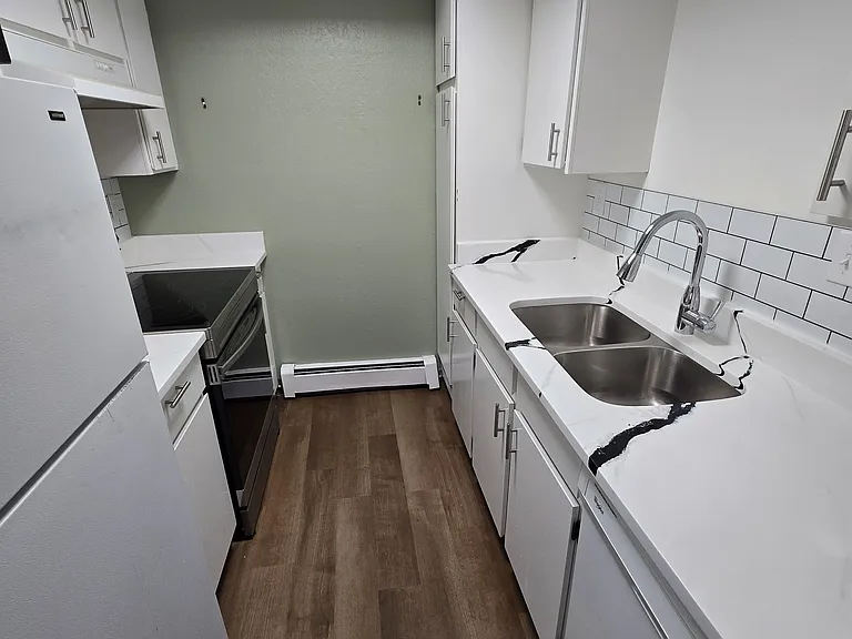 1140 Walnut Ave #1 — Photo 6