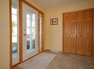 204 Chambersburg Dr, Duluth, MN 55811