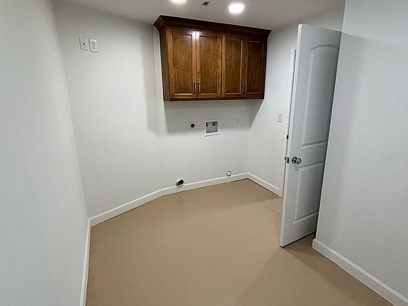 Washer and Dryer hookup