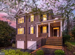 4520 Dittmar Rd, Arlington, VA 22207