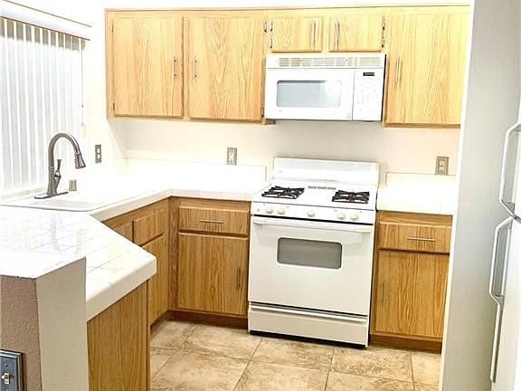 3rd image of 251 S Green Valley Pkwy Unit 3321