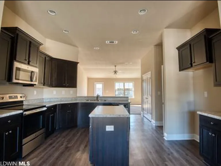 14645 Birkdale Dr — Photo 11