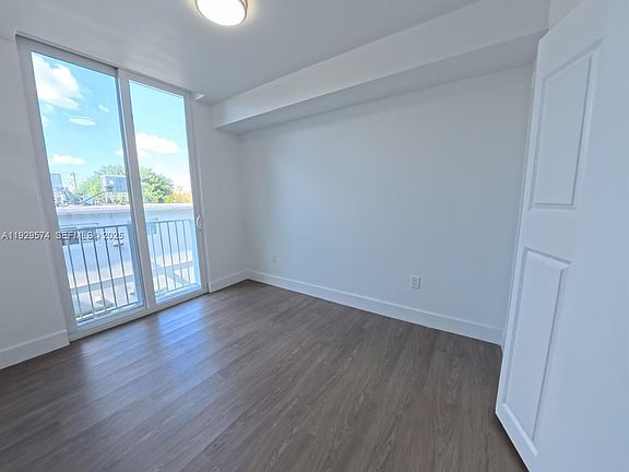 3rd image of 1620 NW 18th St #304
