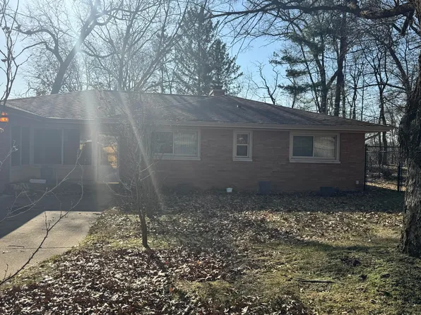 30 Parkside Dr, Battle Creek, MI 49037