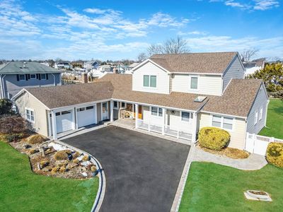 24 Lucinda Drive, Babylon, NY, 11702