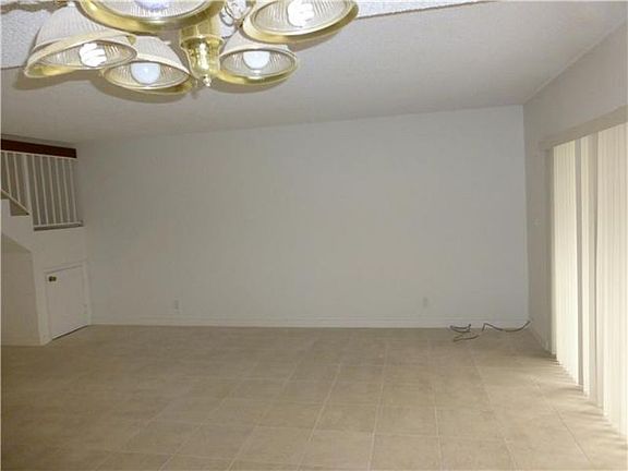 3rd image of 8043 NW 28th Ct