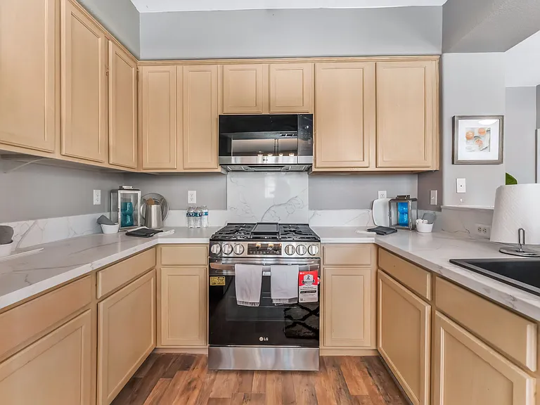 9901 Trailwood Dr #1120 — Photo 34
