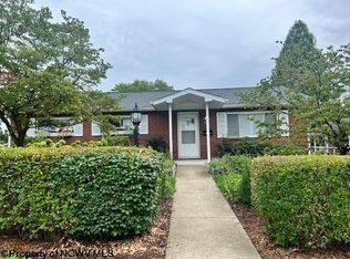 562 Aspen St, Morgantown, WV