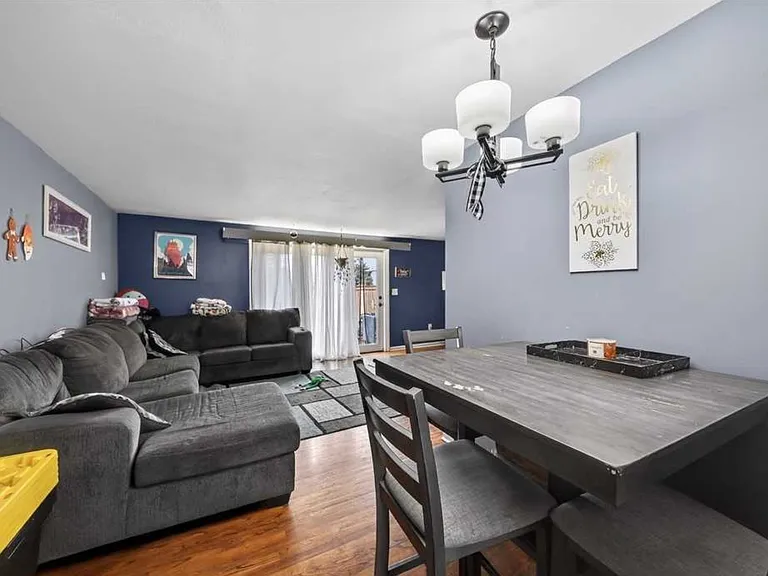 4312 Candlelight Ln — Photo 4
