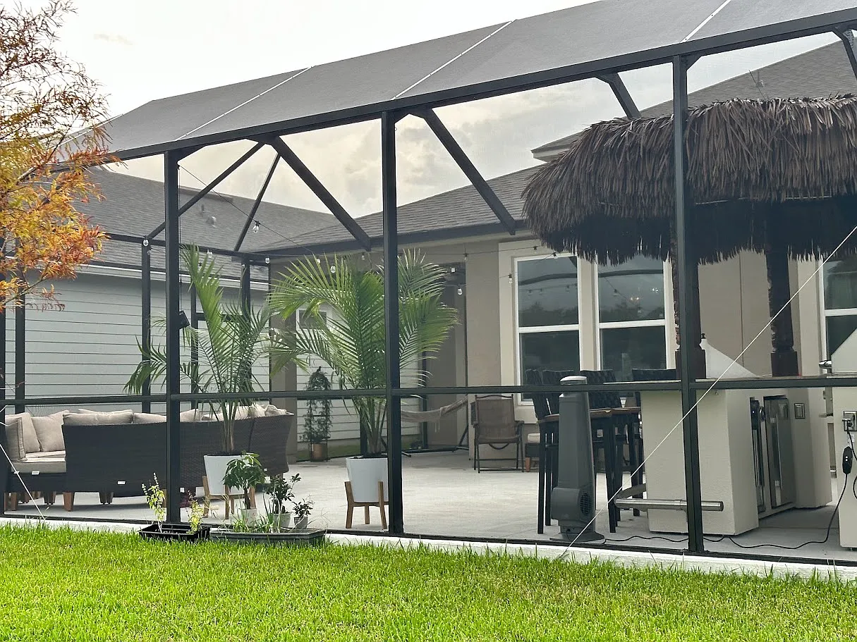 4 bed, 2.5 bath, 2962 sqft, $3,900 — Photo 4